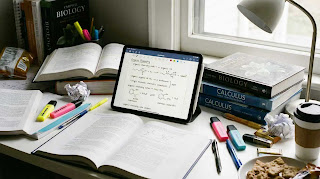 iPad Air 5th Gen with Apple Pencil for college note taking.