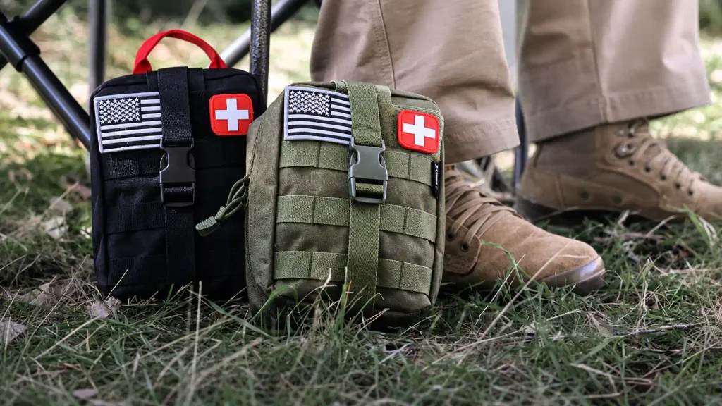 EVERLIT 250 Pcs Survival First Aid Kit